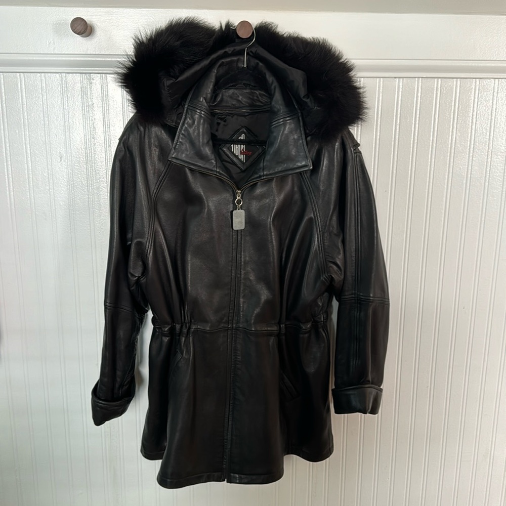 Tibor Women's Genuine Leather Cinch Waist, Removable Fur Hood